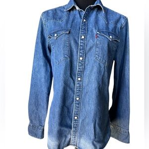 Levi’s Western Denim Shirt Slim Fit Snap Front Medium Wash Size M